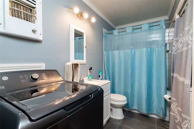 812 Denton Drive, Euless, TX 76039