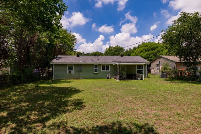 812 Denton Drive, Euless, TX 76039