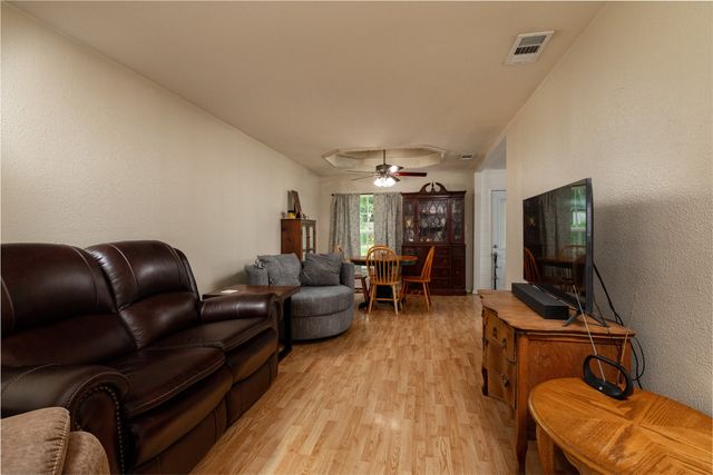 812 Denton Drive, Euless, TX 76039