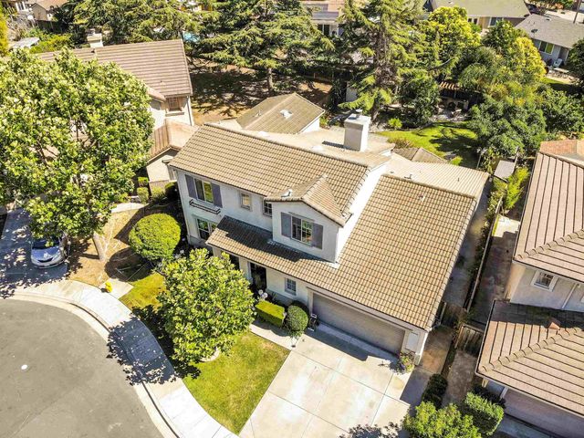 327 Brookview Way, Hayward, CA 94544