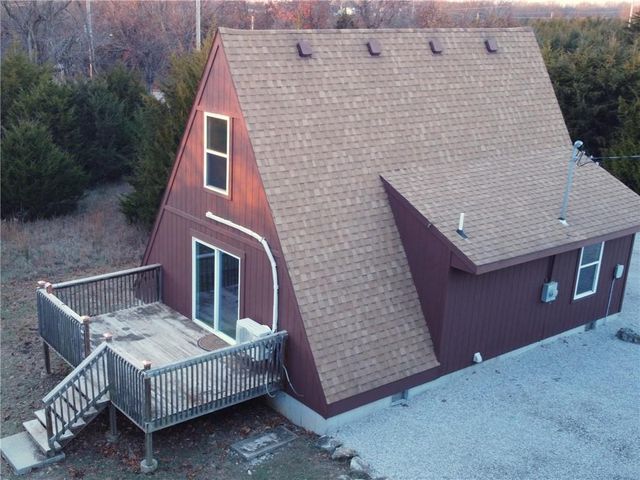 62 Maple Drive, Linn Valley, KS 66040