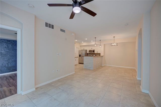 13150 Bella Casa CIR 2192, Fort Myers, FL 33966