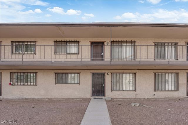 555 South Royal Crest Circle 2, Las Vegas, NV 89169