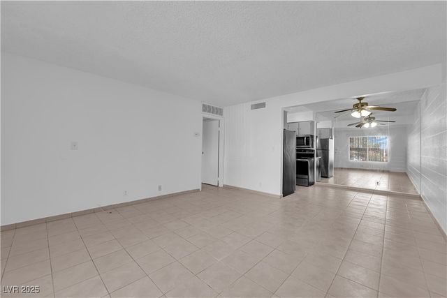 555 South Royal Crest Circle 2, Las Vegas, NV 89169