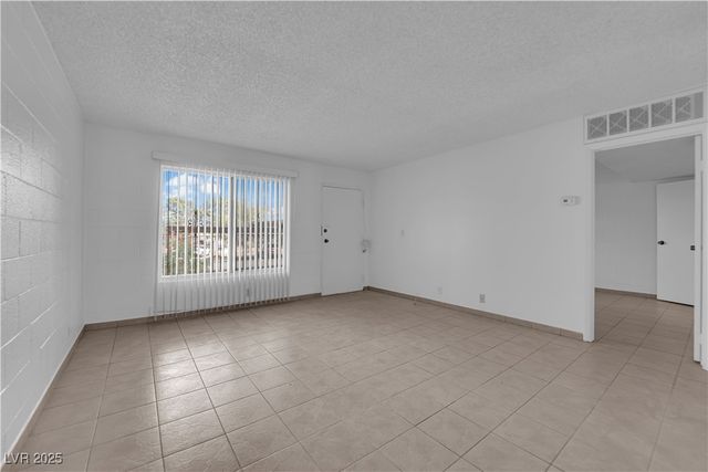 555 South Royal Crest Circle 2, Las Vegas, NV 89169