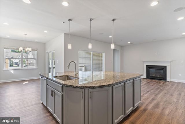 11337 FLAG CT, White Plains, MD 20695