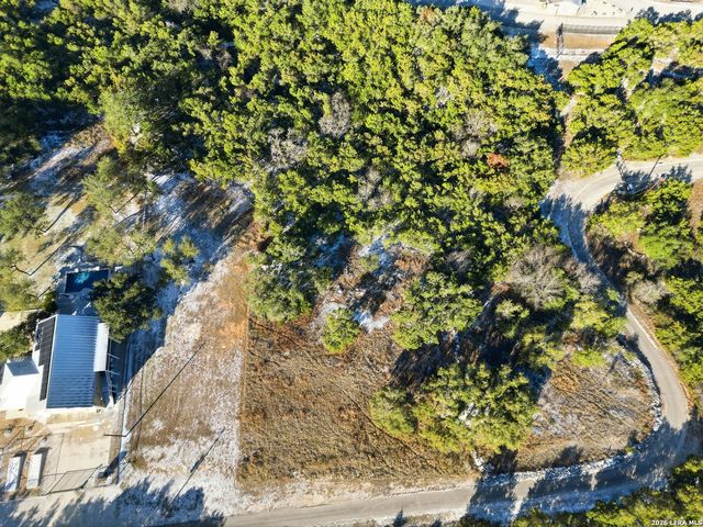 1308 Sunny Side Dr, Canyon Lake, TX 78133