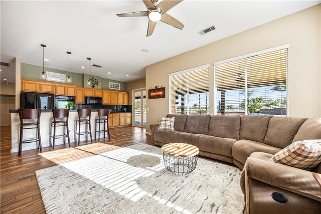 17671 Big Sky Circle, Perris, CA 92570