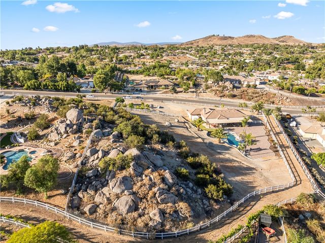 17671 Big Sky Circle, Perris, CA 92570