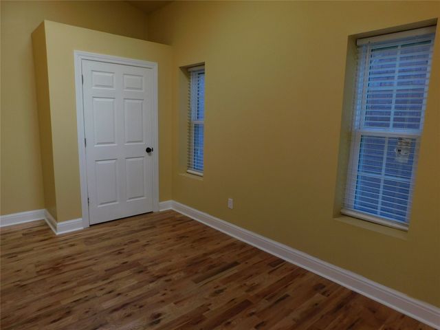 424 E 11TH Street, Erie, PA 16503