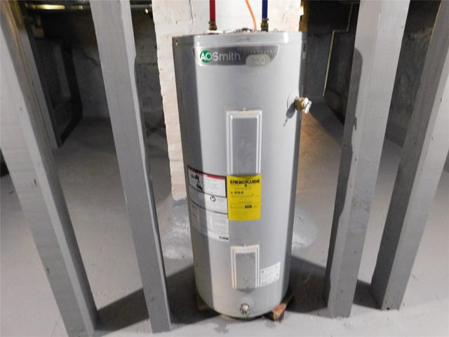 424 E 11TH Street, Erie, PA 16503