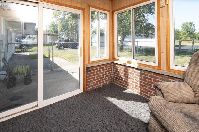 1620 Owen Rd, Northwood, OH 43619