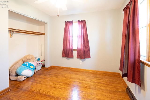 1620 Owen Rd, Northwood, OH 43619