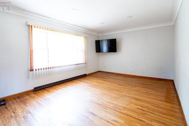 1620 Owen Rd, Northwood, OH 43619