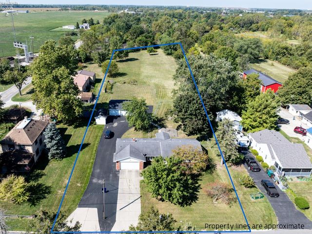 1620 Owen Rd, Northwood, OH 43619