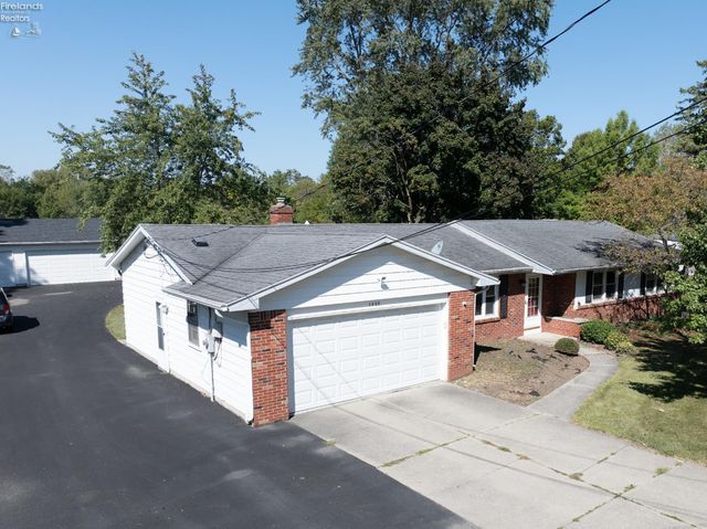 1620 Owen Rd, Northwood, OH 43619