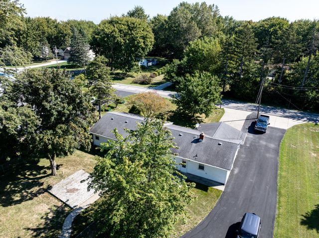 1620 Owen Rd, Northwood, OH 43619