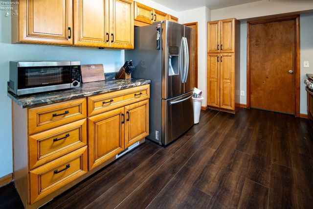 1620 Owen Rd, Northwood, OH 43619