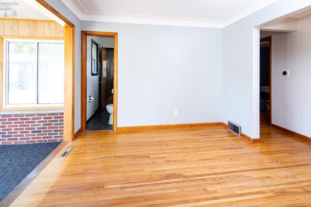 1620 Owen Rd, Northwood, OH 43619