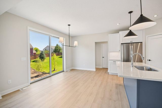 6135 Harkness Lane S, Cottage Grove, MN 55016