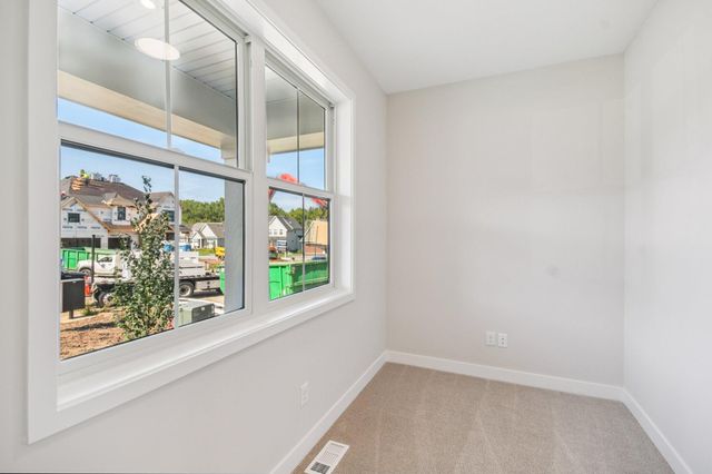 6135 Harkness Lane S, Cottage Grove, MN 55016