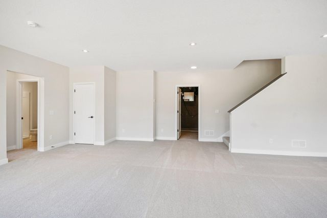 6135 Harkness Lane S, Cottage Grove, MN 55016