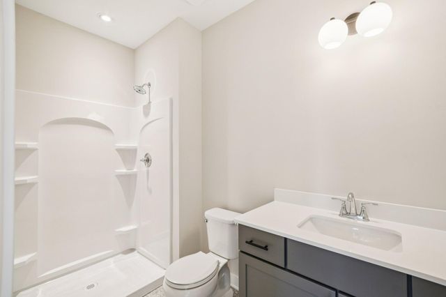 6135 Harkness Lane S, Cottage Grove, MN 55016