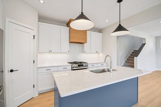 6135 Harkness Lane S, Cottage Grove, MN 55016