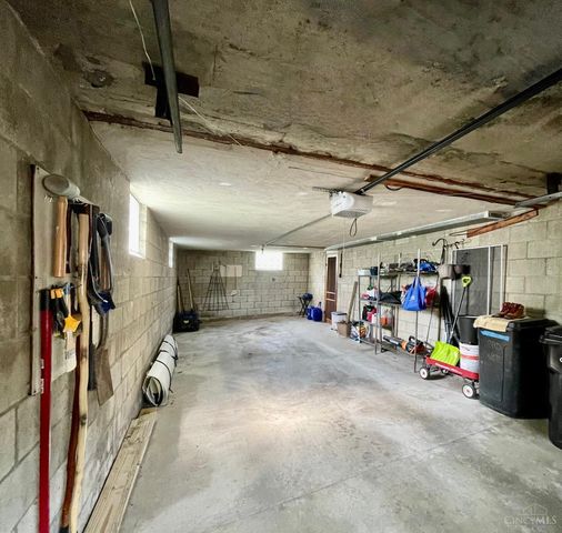 2887 West Tower Avenue, Cincinnati, OH 45238