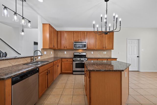 206 Unique Court, Rosharon, TX 77583