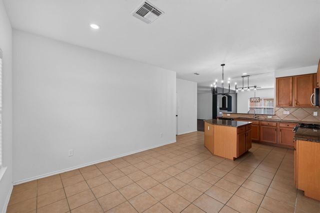 206 Unique Court, Rosharon, TX 77583