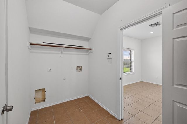 206 Unique Court, Rosharon, TX 77583