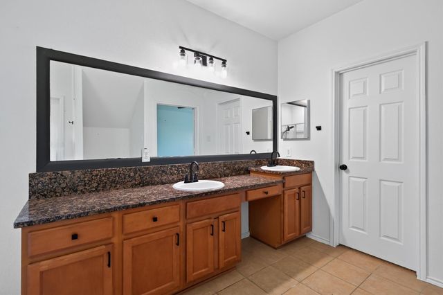 206 Unique Court, Rosharon, TX 77583