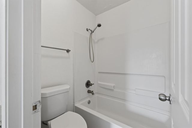 206 Unique Court, Rosharon, TX 77583