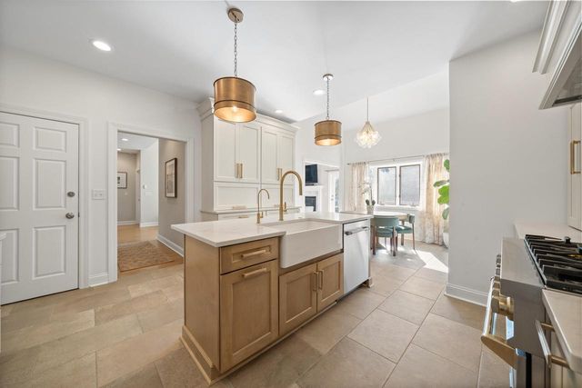 2380 Partridge Woods COURT, Burlington, WI 53105