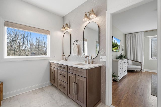 2380 Partridge Woods COURT, Burlington, WI 53105