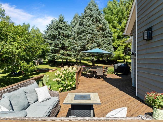 2380 Partridge Woods COURT, Burlington, WI 53105