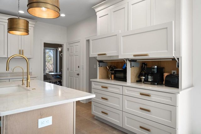 2380 Partridge Woods COURT, Burlington, WI 53105
