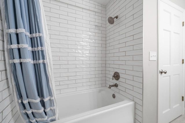 2380 Partridge Woods COURT, Burlington, WI 53105