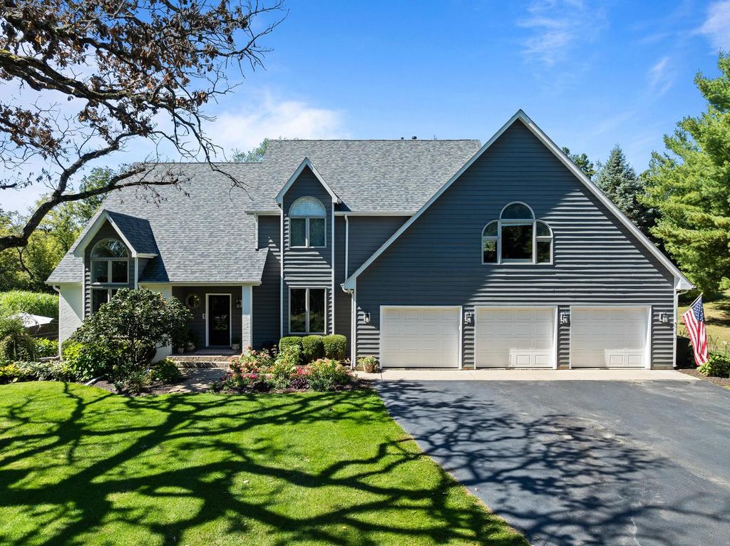 2380 Partridge Woods COURT, Burlington, WI 53105