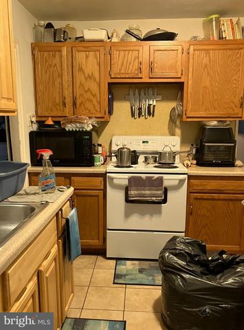6158 LEBANON AVE, Philadelphia, PA 19151