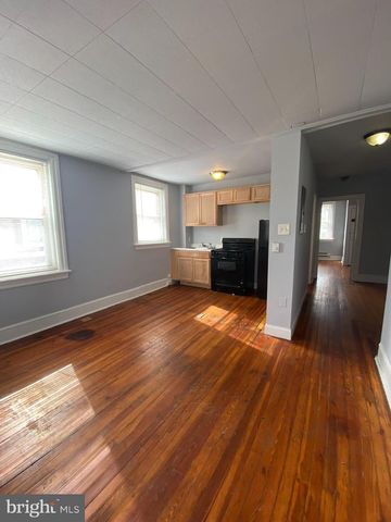 6158 LEBANON AVE, Philadelphia, PA 19151