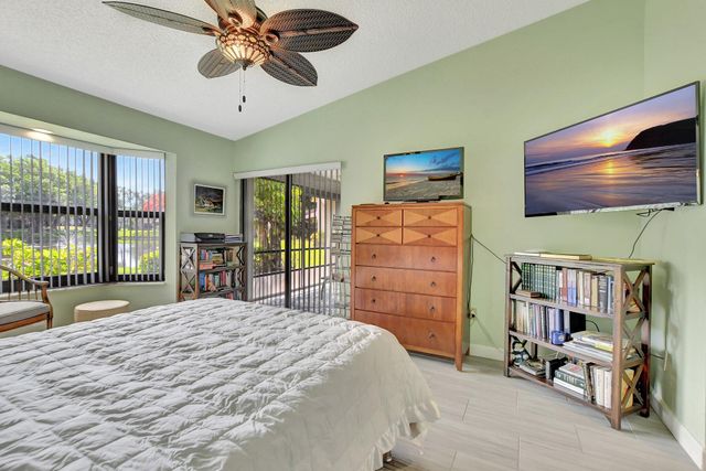5289 Fairway Woods Drive 2913, Delray Beach, FL 33484