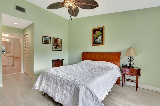 5289 Fairway Woods Drive 2913, Delray Beach, FL 33484