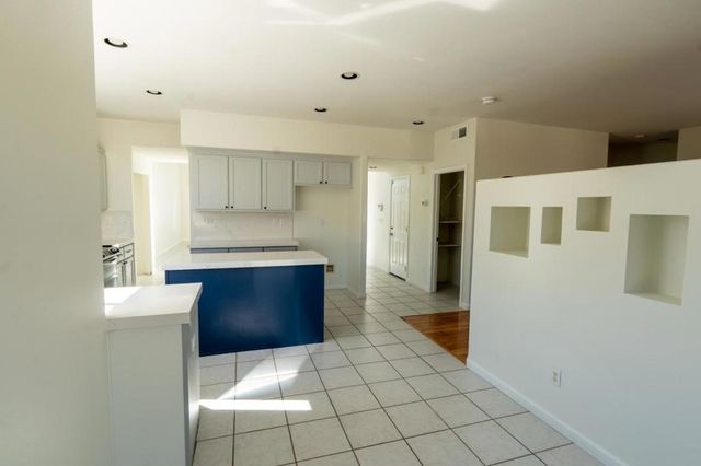 441 Adrian Court, Hollister, CA 95023