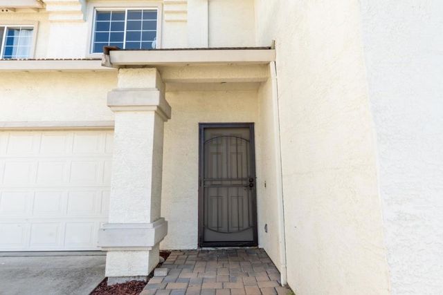 441 Adrian Court, Hollister, CA 95023