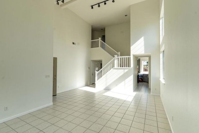 441 Adrian Court, Hollister, CA 95023