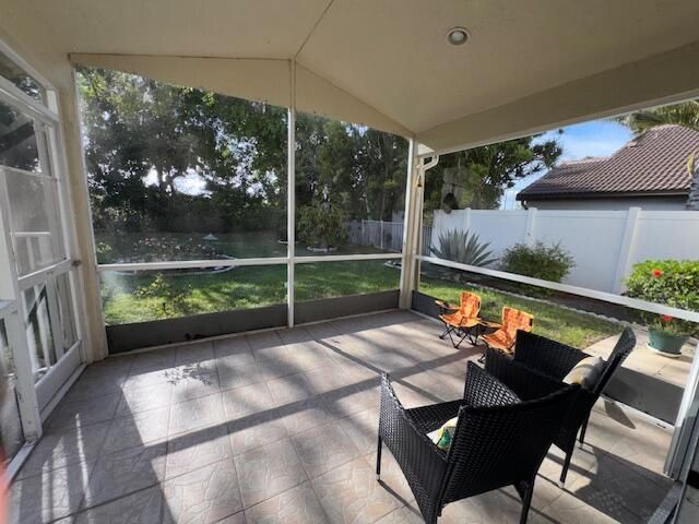 1883 Oak Berry Circle, Wellington, FL 33414