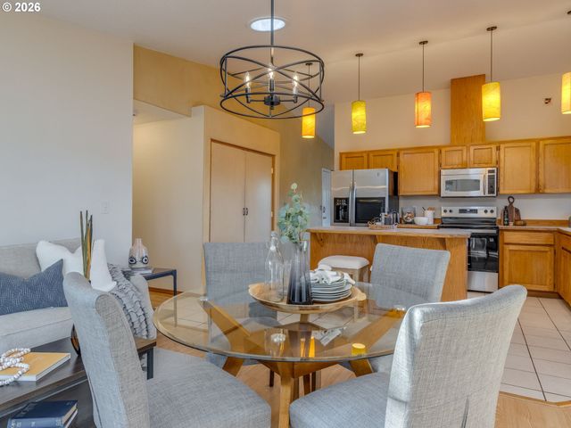 7412 N WILBUR Ave, Portland, OR 97217