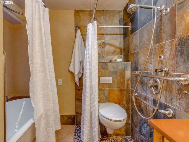 7412 N WILBUR Ave, Portland, OR 97217